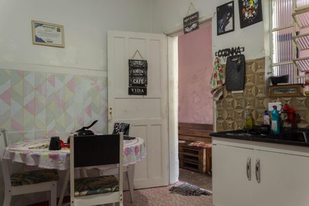 Casa à venda com 125m², 2 quartos e 1 vaga Casa à venda com 125m², 2 quartos e 1 vagaCozinha