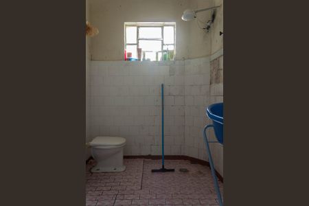 Casa à venda com 125m², 2 quartos e 1 vaga Casa à venda com 125m², 2 quartos e 1 vagaBanheiro