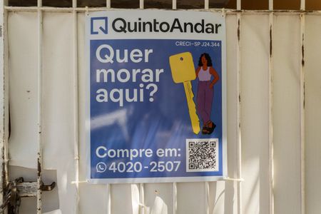 Casa à venda com 125m², 2 quartos e 1 vaga Casa à venda com 125m², 2 quartos e 1 vagaFachada