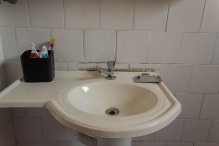 Casa à venda com 125m², 2 quartos e 1 vaga Casa à venda com 125m², 2 quartos e 1 vagaBanheiro