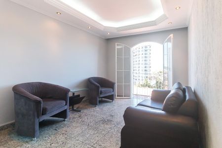 Apartamento para alugar com 72m², 2 quartos e 1 vaga Apartamento para alugar com 72m², 2 quartos e 1 vagaSala
