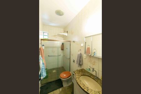 Casa à venda com 360m², 3 quartos e 2 vagasBanheiro Social