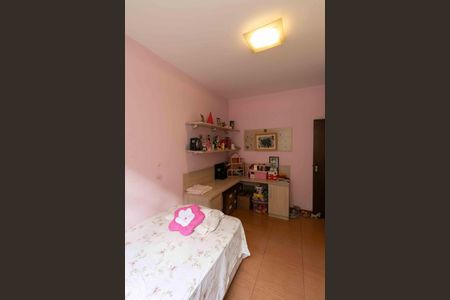 Casa à venda com 360m², 3 quartos e 2 vagasQuarto 2