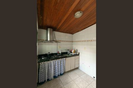 Casa à venda com 360m², 3 quartos e 2 vagasCozinha