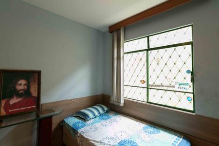 Casa à venda com 360m², 3 quartos e 2 vagasQuarto 1