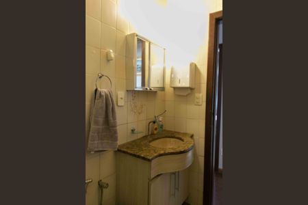 Casa à venda com 360m², 3 quartos e 2 vagasBanheiro Social