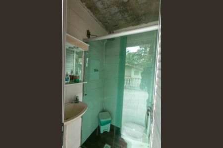 Casa à venda com 360m², 3 quartos e 2 vagasBanheiro de Serviço