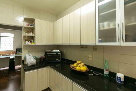 Casa à venda com 360m², 3 quartos e 2 vagasCozinha