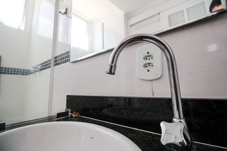 Apartamento para alugar com 85m², 3 quartos e 1 vaga Apartamento para alugar com 85m², 3 quartos e 1 vagaBanheiro da Suíte