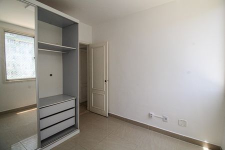 Apartamento para alugar com 85m², 3 quartos e 1 vaga Apartamento para alugar com 85m², 3 quartos e 1 vagaQuarto