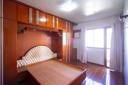 Apartamento à venda com 215m², 4 quartos e 2 vagasSuíte 1
