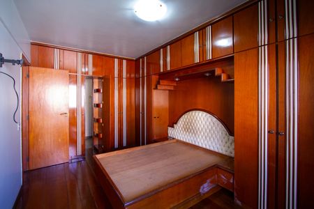 Apartamento à venda com 215m², 4 quartos e 2 vagasSuíte 1