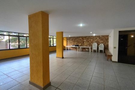 Apartamento à venda com 215m², 4 quartos e 2 vagasÁrea comum - Salão de festas
