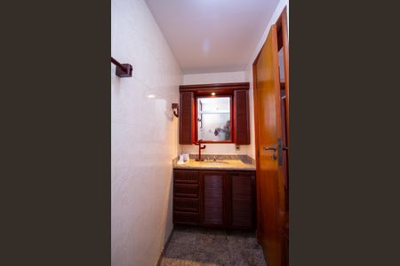 Apartamento à venda com 215m², 4 quartos e 2 vagasBanheiro da Suíte 2