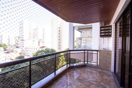 Apartamento à venda com 215m², 4 quartos e 2 vagasVaranda da Sala