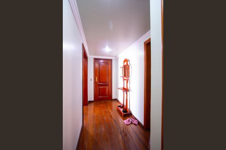 Apartamento à venda com 215m², 4 quartos e 2 vagasCorredor