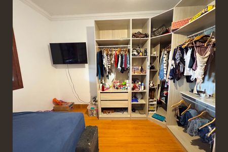 Casa à venda com 400m², 5 quartos e 3 vagas Casa à venda com 400m², 5 quartos e 3 vagasEdícula