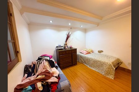 Casa à venda com 400m², 5 quartos e 3 vagas Casa à venda com 400m², 5 quartos e 3 vagasQuarto 3