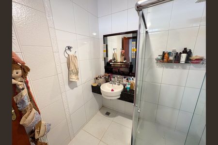 Casa à venda com 400m², 5 quartos e 3 vagas Casa à venda com 400m², 5 quartos e 3 vagasBanheiro Social