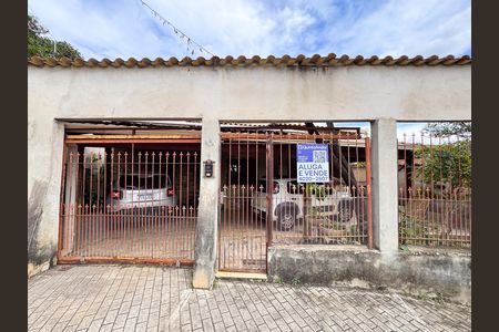 Casa à venda com 400m², 5 quartos e 3 vagas Casa à venda com 400m², 5 quartos e 3 vagasplaquinha instalada