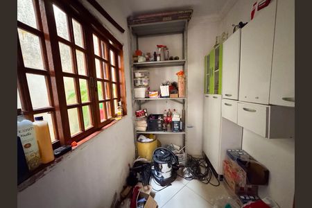 Casa à venda com 400m², 5 quartos e 3 vagas Casa à venda com 400m², 5 quartos e 3 vagasDepósito