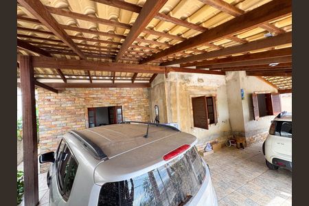 Casa à venda com 400m², 5 quartos e 3 vagas Casa à venda com 400m², 5 quartos e 3 vagasGaragem