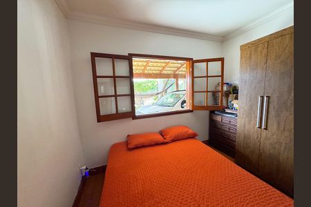 Casa à venda com 400m², 5 quartos e 3 vagas Casa à venda com 400m², 5 quartos e 3 vagasQuarto 1