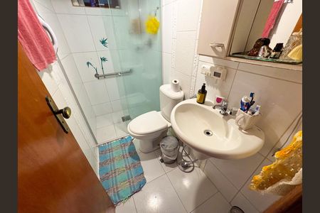 Casa à venda com 400m², 5 quartos e 3 vagas Casa à venda com 400m², 5 quartos e 3 vagasBanheiro Quarto 3
