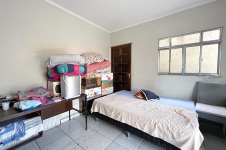 Casa à venda com 283m², 3 quartos e 8 vagasSala