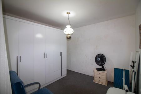 Casa à venda com 165m², 2 quartos e 2 vagasSuíte