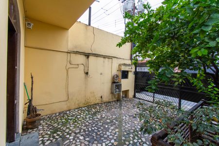 Casa à venda com 253m², 2 quartos e 1 vaga Casa à venda com 253m², 2 quartos e 1 vagaÁrea externa