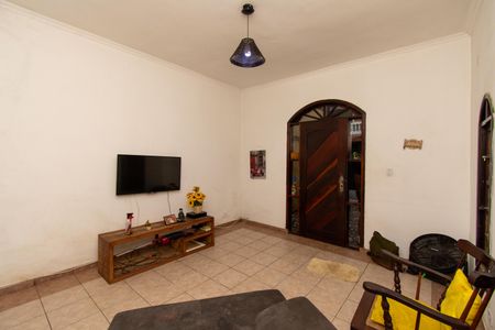 Casa à venda com 253m², 2 quartos e 1 vaga Casa à venda com 253m², 2 quartos e 1 vagaSala