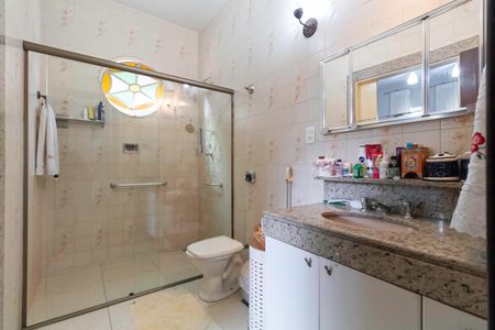 Casa à venda com 480m², 5 quartos e 2 vagasBanheiro Social 1