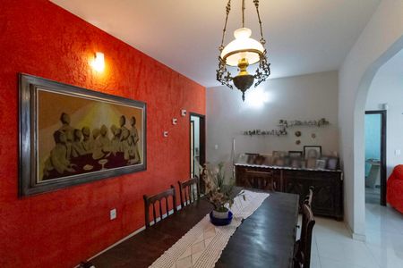 Casa à venda com 480m², 5 quartos e 2 vagasCopa