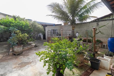 Casa à venda com 480m², 5 quartos e 2 vagasQuintal