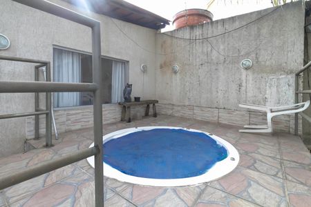 Casa à venda com 480m², 5 quartos e 2 vagasÁrea Gourmet