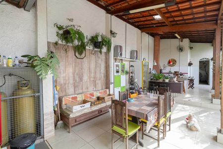 Casa à venda com 480m², 5 quartos e 2 vagasÁrea Gourmet