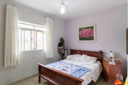 Casa à venda com 480m², 5 quartos e 2 vagasQuarto 3