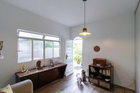 Casa à venda com 480m², 5 quartos e 2 vagasQuarto 4