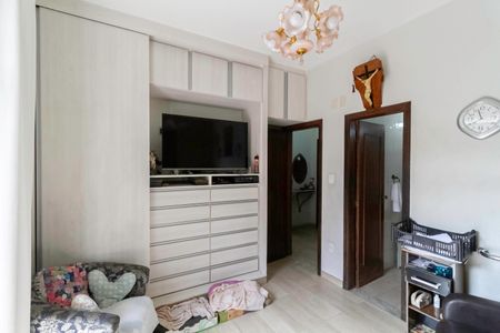 Casa à venda com 480m², 5 quartos e 2 vagasSuíte