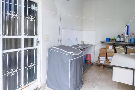 Casa à venda com 480m², 5 quartos e 2 vagasÁrea de serviço