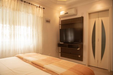 Casa à venda com 330m², 3 quartos e 4 vagasSuíte 1