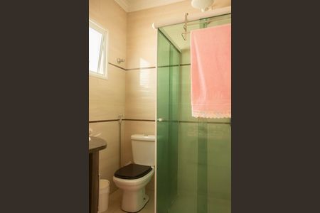 Casa à venda com 330m², 3 quartos e 4 vagasBanheiro da Suíte 2