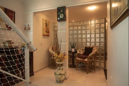 Casa à venda com 330m², 3 quartos e 4 vagasSala 2