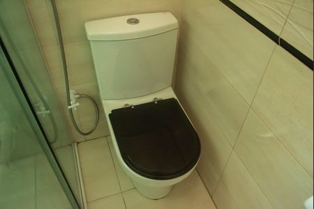 Casa à venda com 330m², 3 quartos e 4 vagasBanheiro da Suíte 3