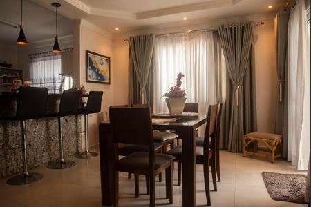 Casa à venda com 330m², 3 quartos e 4 vagasSala de jantar