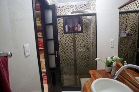 Casa de condomínio à venda com 396m², 4 quartos e 2 vagasBanheiro da Suíte 1