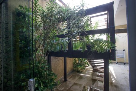 Casa de condomínio à venda com 396m², 4 quartos e 2 vagasVaranda dos Fundos