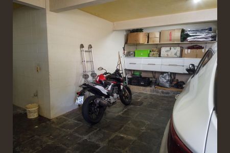 Casa de condomínio à venda com 396m², 4 quartos e 2 vagasGaragem
