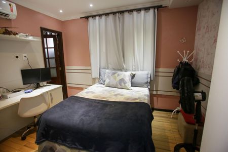 Casa de condomínio à venda com 396m², 4 quartos e 2 vagasQuarto Suíte 3